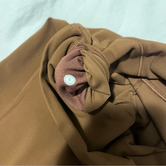 ✨SOLD✨Lululemon Roasted Brown Align Leggings Size 6 25” Inseam - Picture 5 of 6